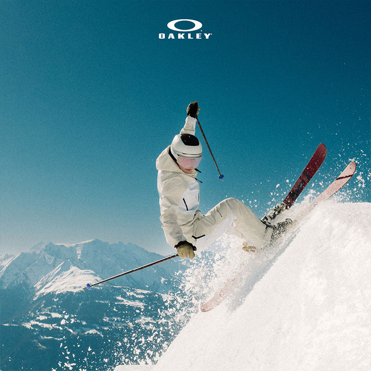 LUXOTTICA�i���b�N�X�I�e�B�J�j�̃V���b�v�j���[�X�u�I�[�N���[�X�m�[�R���N�V�����v