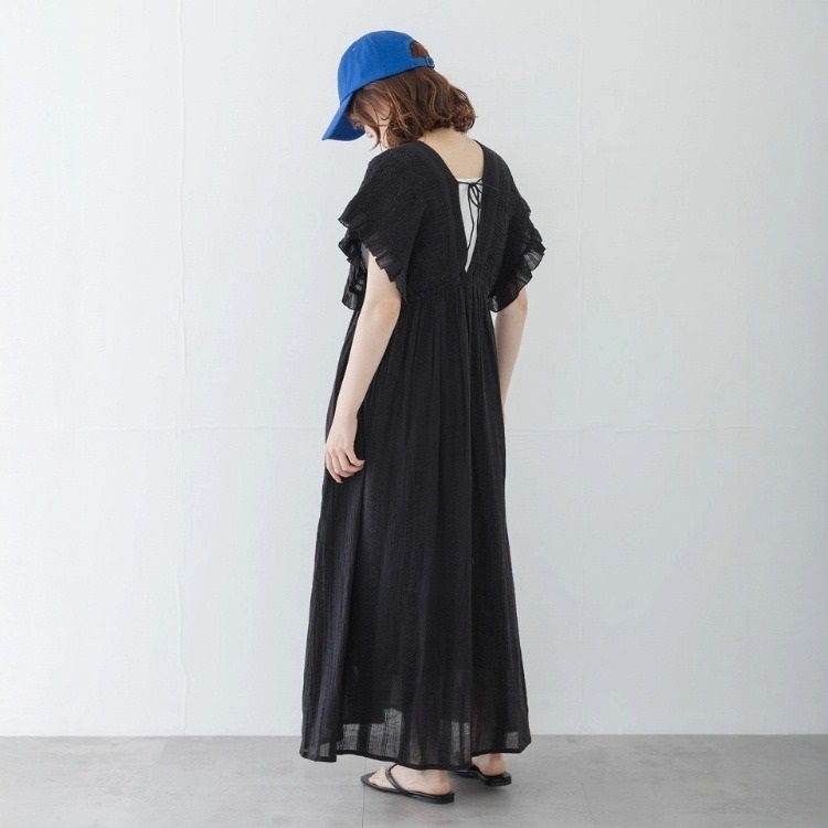 URBAN RESEARCH Sonny Label�i�A�[�o�����T�[�`�T�j�[���[�x���j�̃V���b�v�j���[�X�u�Ă̕��𖡕��ɂ��āB�y�₩�ɗh���T�}�[�X�J�[�g�v