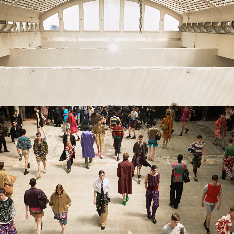 Dries Van Noten�i�h���X�E���@���E�m�b�e���j�̃V���b�v�j���[�X�uDRIES VAN NOTEN SPRING SUMMER 2026 RUNWAY PIECES�v