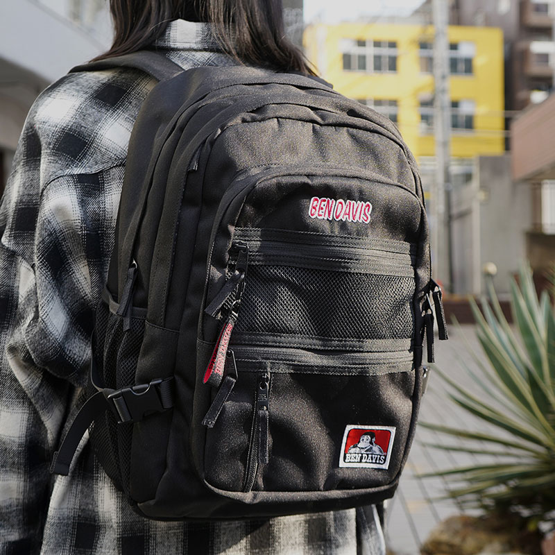 BENCH AT THE GREENE�i�x���`�A�b�g�U�O���[���j�̃V���b�v�j���[�X�u�V�����������߁IBEN DAVIS �o�b�N�p�b�N�����Ă��܂��B �v