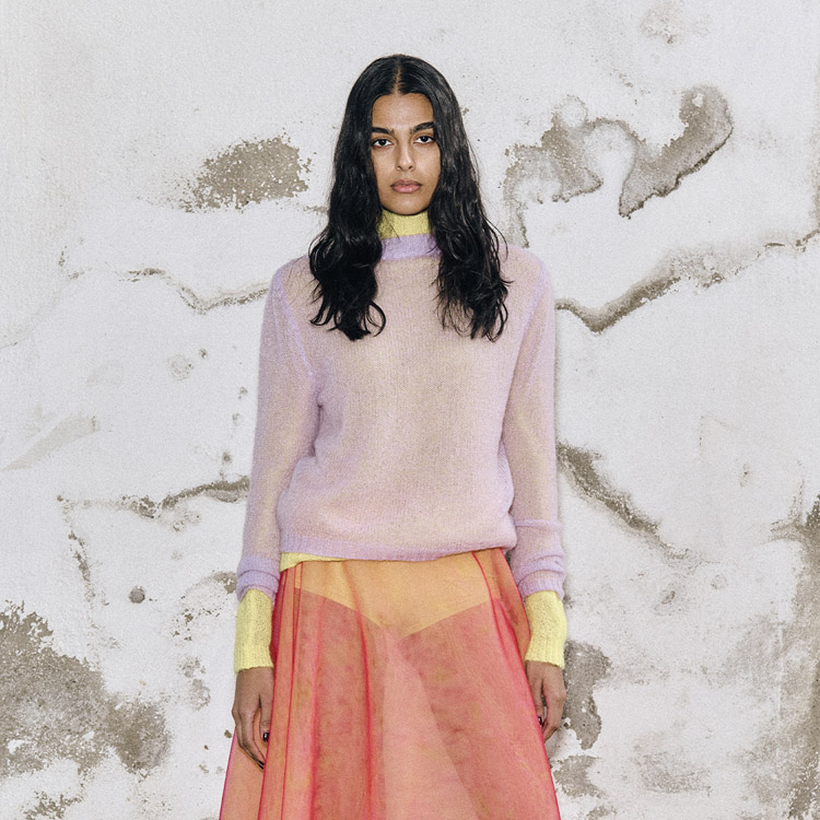 MSGM�i�G���G�X�W�[�G���j�̃V���b�v�j���[�X�u�yMSGM�z�t��܂Ŏg����A�D�G�j�b�g�����Љ�v