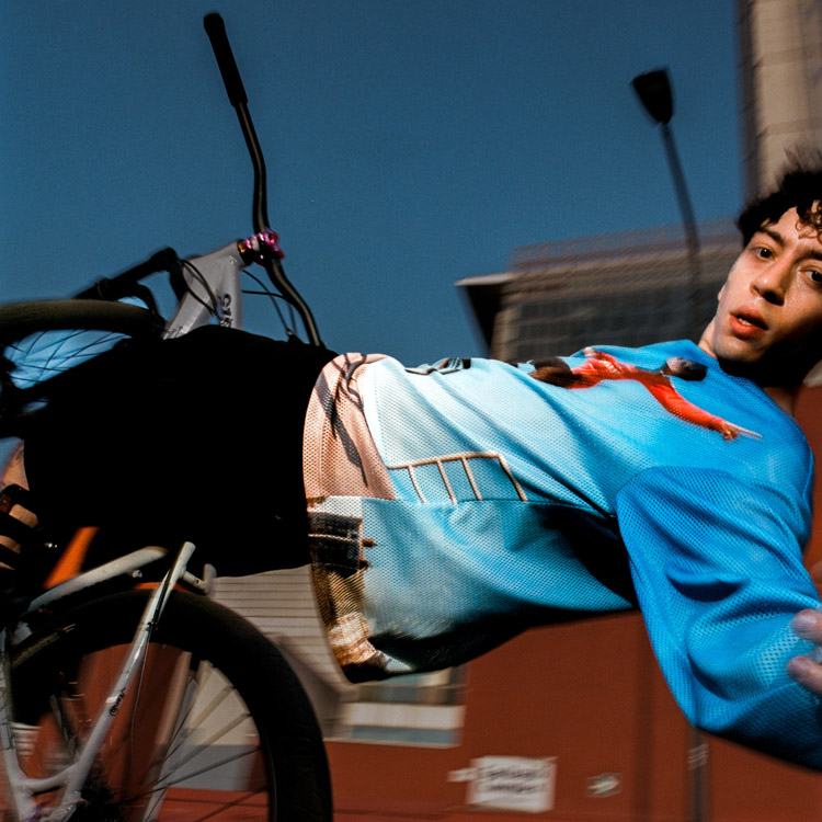 MSGM�i�G���G�X�W�[�G���j�̃V���b�v�j���[�X�u�yMSGM�zI FEEL THE RUSH - MEN�fS SS 2026�v