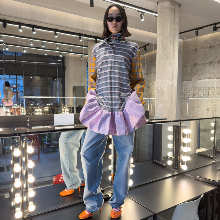MSGM�i�G���G�X�W�[�G���j�̃V���b�v�j���[�X�uWOMENS SS 2026 Main Collection�bHERE (AND NOW)�v