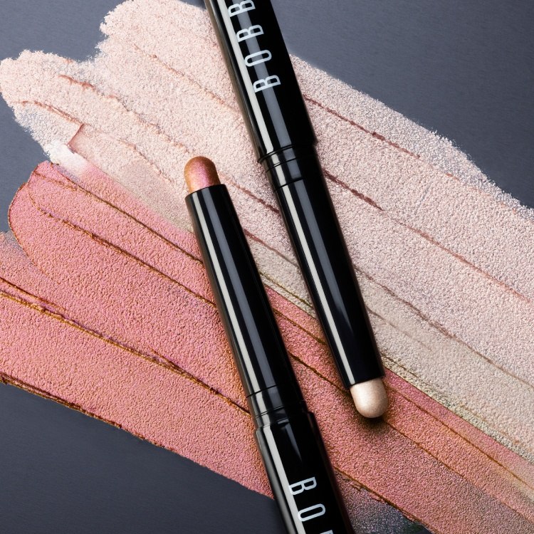 BOBBI BROWN｜ボビイ ブラウンのトピックス「【2023福袋 予約販売中