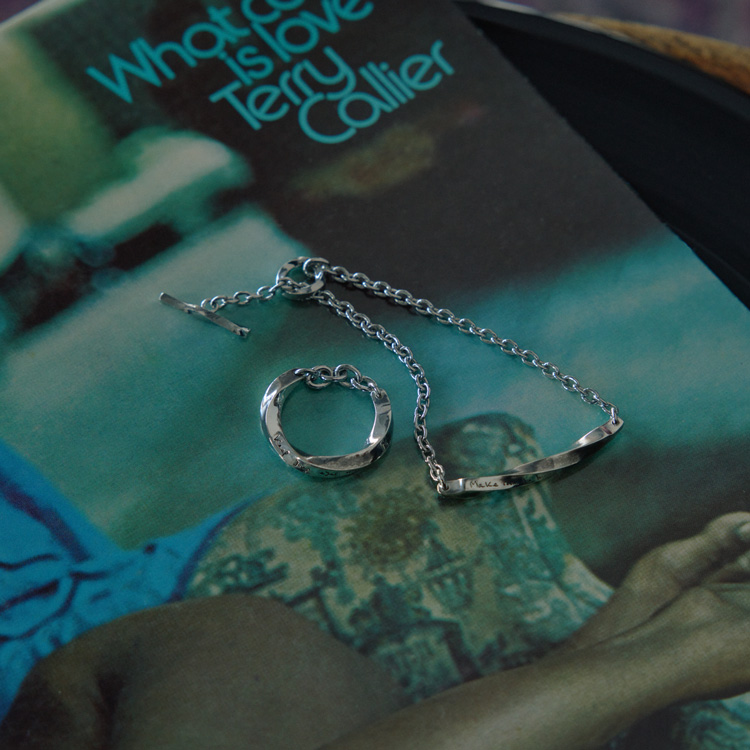 Puzzle Ring” シングルピアス【250914 270】（ピアス（片耳用