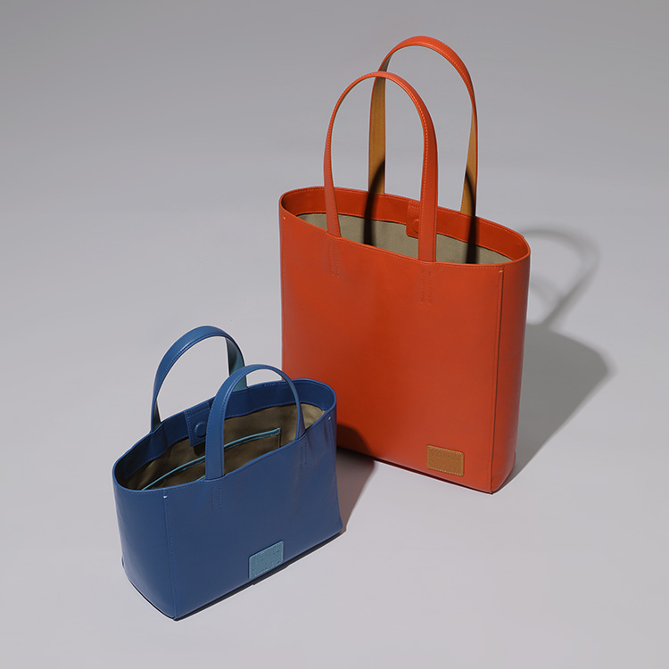 Paul Smith�i�|�[���E�X�~�X�j�̃V���b�v�j���[�X�u�F�ʂŖ�����A�����Y�V��o�b�O�v