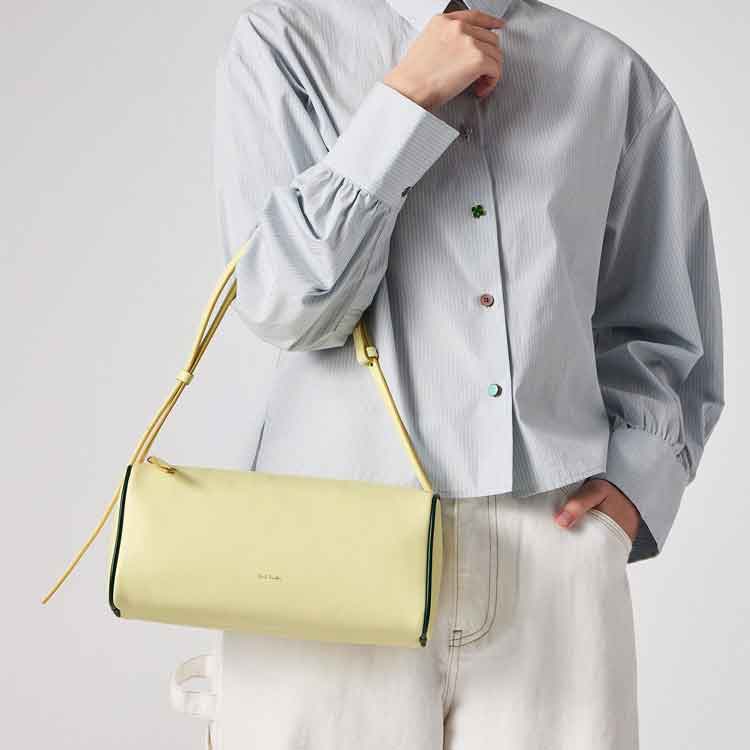 Paul Smith�i�|�[���E�X�~�X�j�̃V���b�v�j���[�X�u�y2026 Spring & Summer�z���A�~�����̂͂ǂ�H�t���ʂ�u�V��o�b�O�v���������v