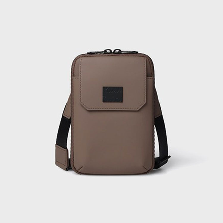 Paul Smith�i�|�[���E�X�~�X�j�̃V���b�v�j���[�X�u�y�V��z�g�y�Ȃ��o������������A�������ꂽ�u���_���X�^�C�� �t�H���|�V�F�b�g�v�v