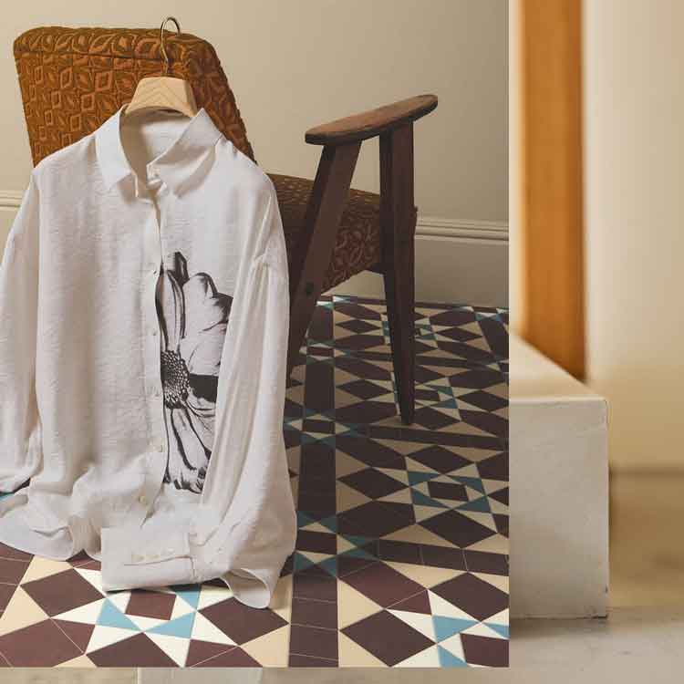 Paul Smith�i�|�[���E�X�~�X�j�̃V���b�v�j���[�X�u�H�D�邾���ł��Ȃꊴ����[�΍�ɂ��d�󂷂閜�\�V���c���J�[�f�B�K���v