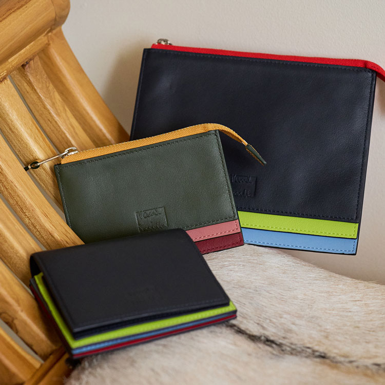 Paul Smith�i�|�[���E�X�~�X�j�̃V���b�v�j���[�X�u�����������ʂ�A�g�R���T�e�B�[�i�h�̃��U�[�O�b�Y�v