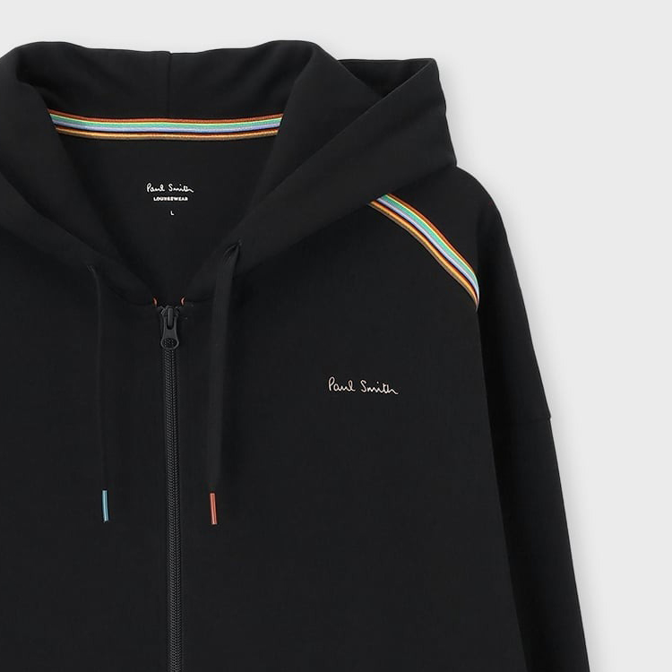 Paul Smith�i�|�[���E�X�~�X�j�̃V���b�v�j���[�X�u�H�̊������Ԃ����K�ɉ��o����V�색�E���W�E�F�A�������܂��� �v