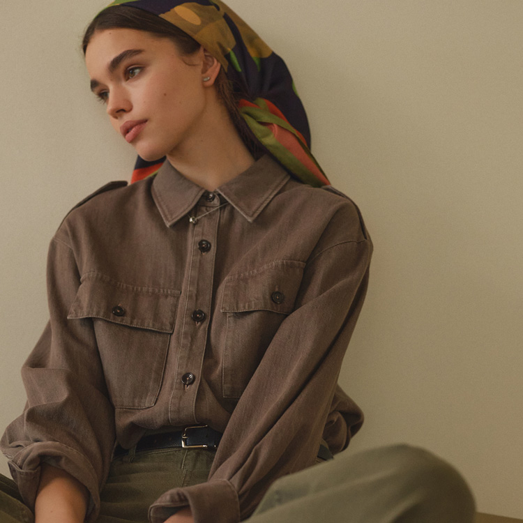 Paul Smith�i�|�[���E�X�~�X�j�̃V���b�v�j���[�X�u�H�̑������ʂ�A����g�b�v�X�v