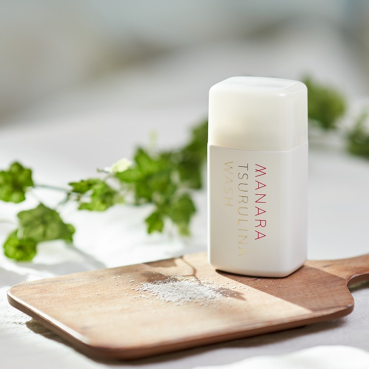 Manara マナラのトピックス 白いポツポツ角栓を撃退 酵素 クレイの粒で毛穴詰まりが1度でスッキリ Zozotown