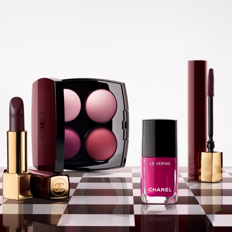 CHANEL�i�V���l���j�̃V���b�v�j���[�X�u���� ���[�W�� �k���[�� �R���N�V�����v