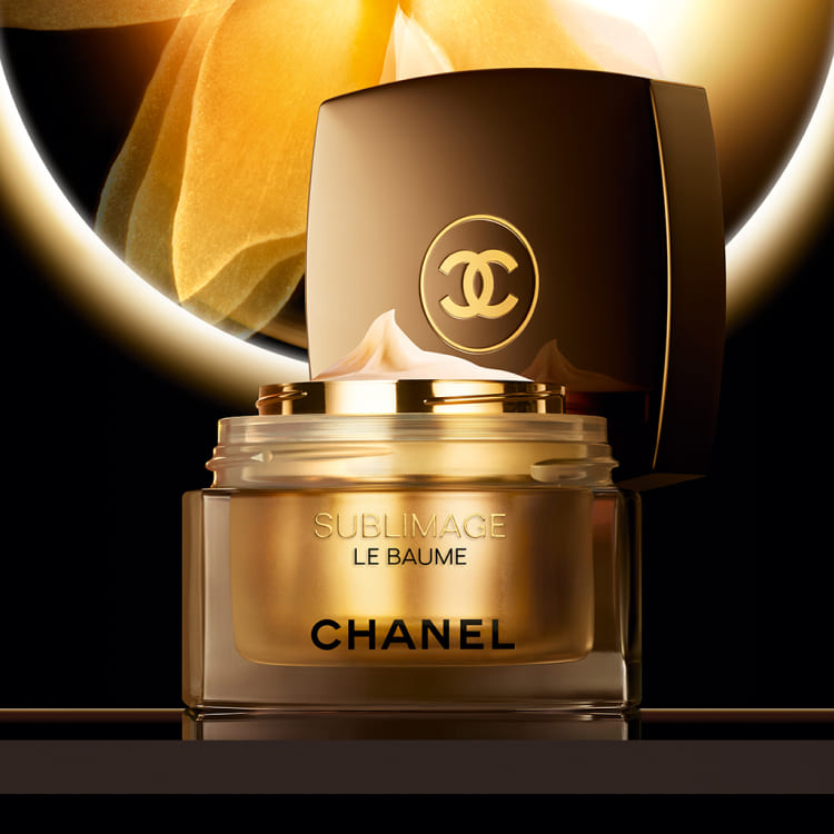 CHANEL�i�V���l���j�̃V���b�v�j���[�X�u�V���i �T�u���}�[�W�� �� �{�[�� N�v