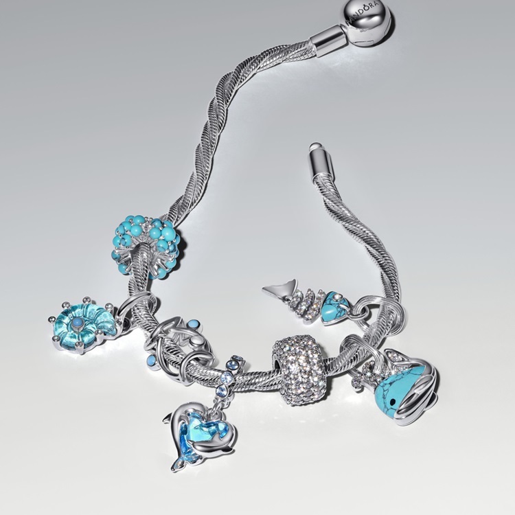 PANDORA パンドラ ブレスレット Moments Heart & Snake Chain
