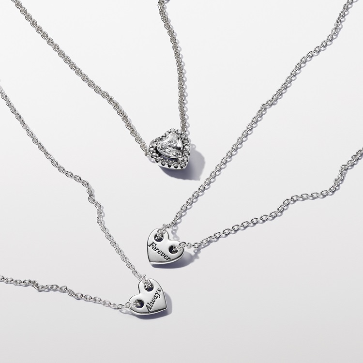 Pandora｜パンドラのトピックス「トレンドネックレス特集