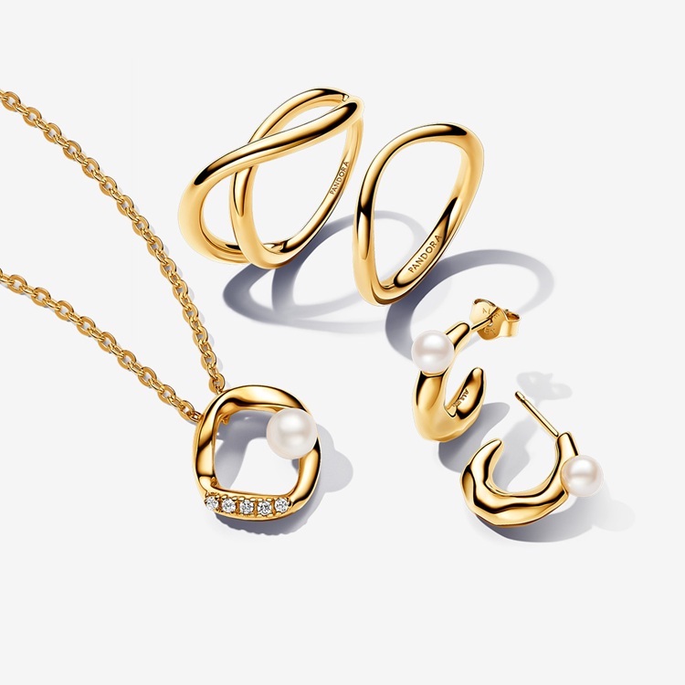 【新品未使用】Pandora オーガニカリーシェイプド ハート シルバーリング オーガニカリー シェイプド ハート シルバー リング（リング