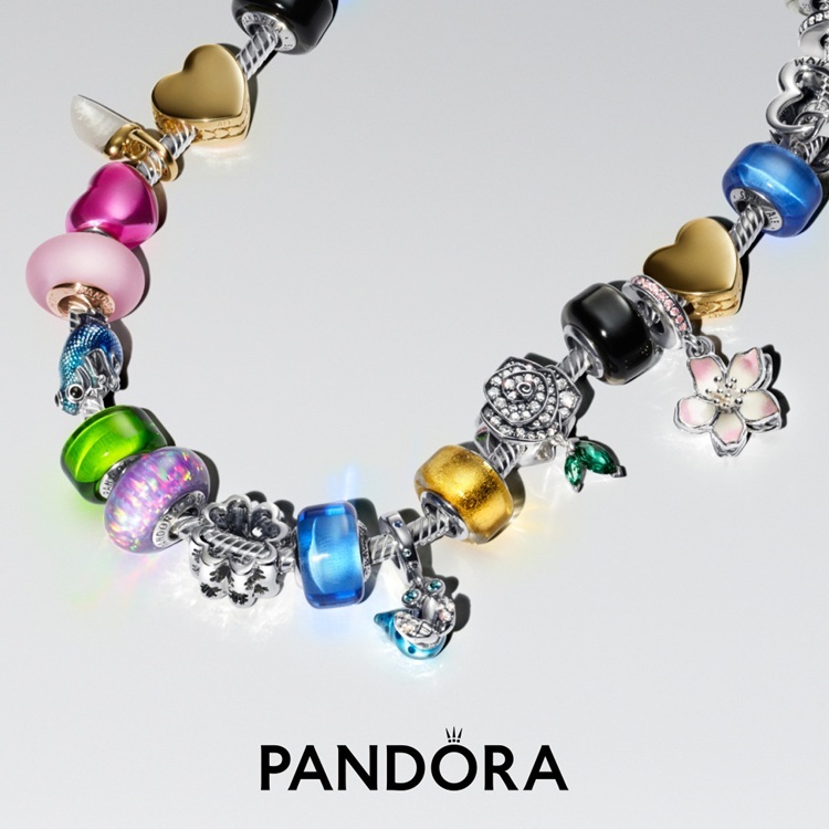 ※くまのゆPANDORA スネークチェーンブレスレット 定価10万円越え！ くまのゆPANDORA スネークチェーンブレスレット 定価10万円越え