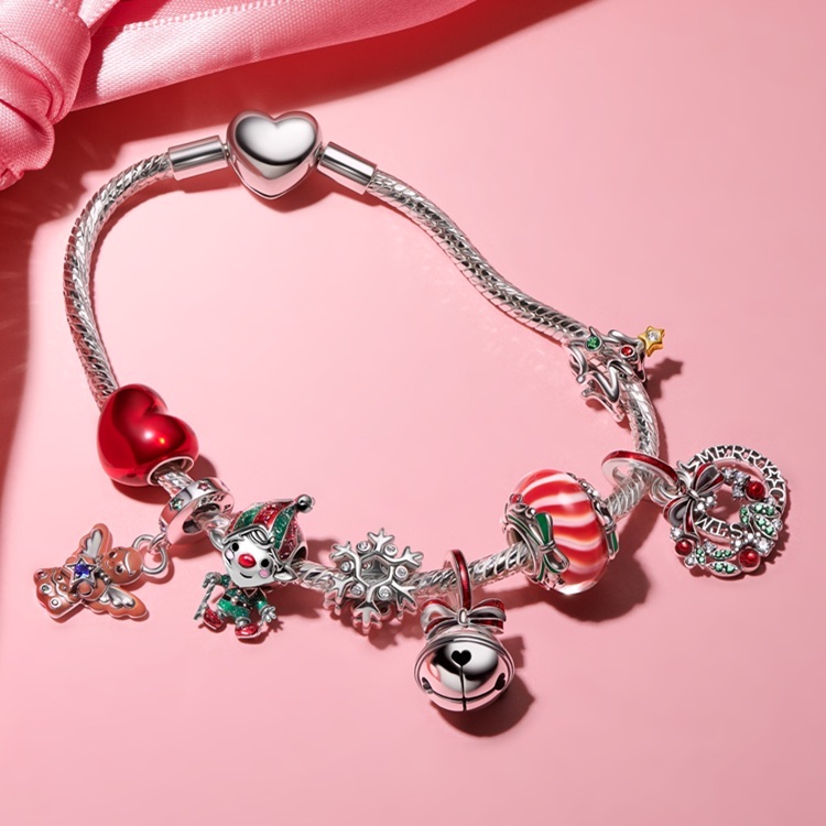 ゆゆけけ　Pandora ブレスレット　チャーム　クリスマス Pandora｜パンドラのトピックス「クリスマスジュエリー【Pandora
