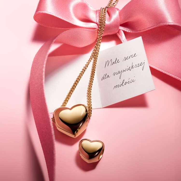 ダブル ハート スパークリング スタッド ピアス（ピアス（両耳用