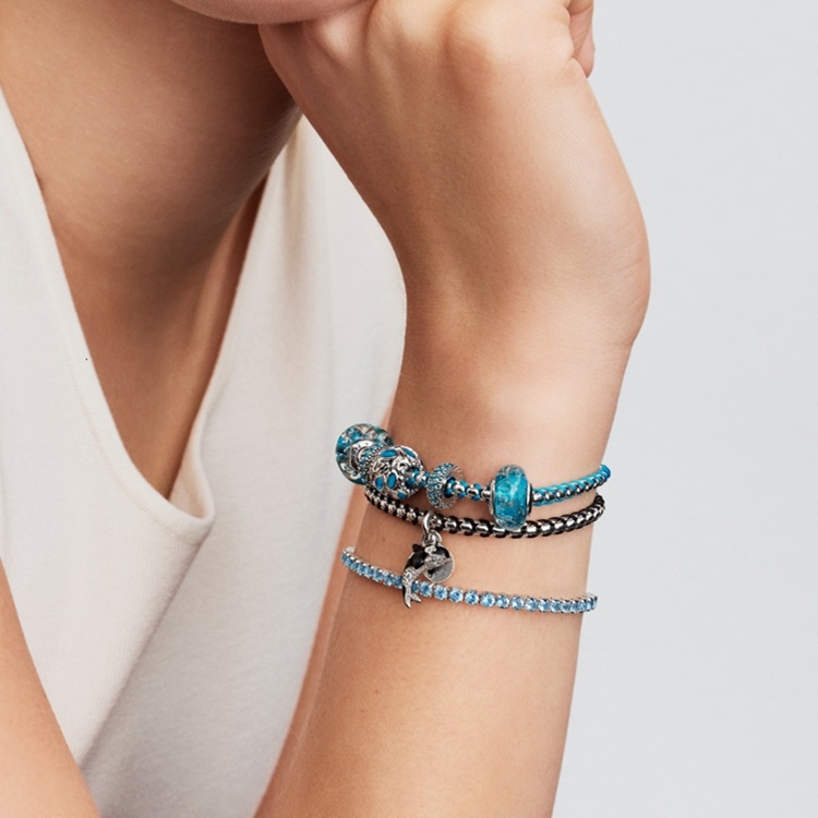 Pandora｜パンドラのトピックス「カラーハート、クリップ、円形