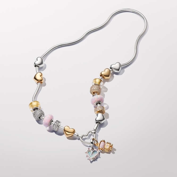 Pandora�i�p���h���j�̃V���b�v�j���[�X�u�J���[�n�[�g�A�N���b�v�A�~�`�`���[���yPandora�z�v