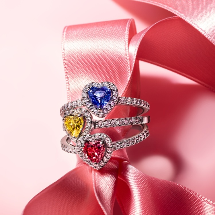 Pandora�i�p���h���j�̃V���b�v�j���[�X�u�J���t���n�[�g�����O�yPandora�z�v
