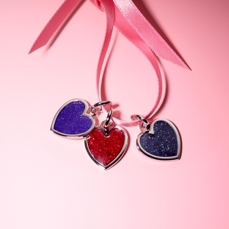 Pandora�i�p���h���j�̃V���b�v�j���[�X�u�����n�[�g�`���[���yPandora�z�v