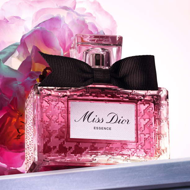 Dior ミスディオール 100ml Miss Dior: the Dior Eau de Parfum with a Couture Bow | DIOR US