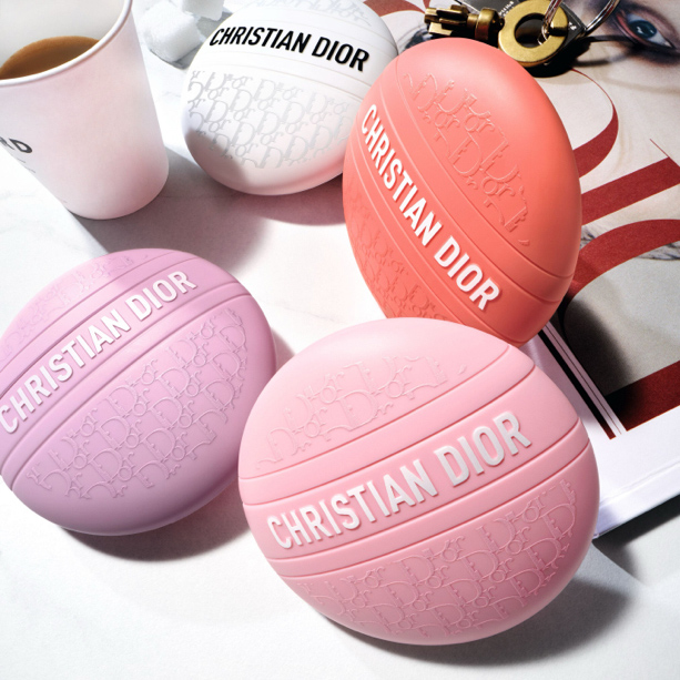 DIOR�i�f�B�I�[���j�̃V���b�v�j���[�X�u�� �{�[������3�F�̃J���t���Ȍ���p�b�P�[�W���V�o��v