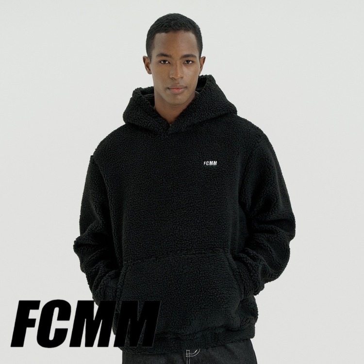 IVE レイ トレカ入り商品】CLUB PIPING SHORT PADDING JUMPER/クラブパイピングショートジャンパー（ダウンジャケット/コート）｜FCMM（エフシーエムエム）のファッション通販  - ZOZOTOWN