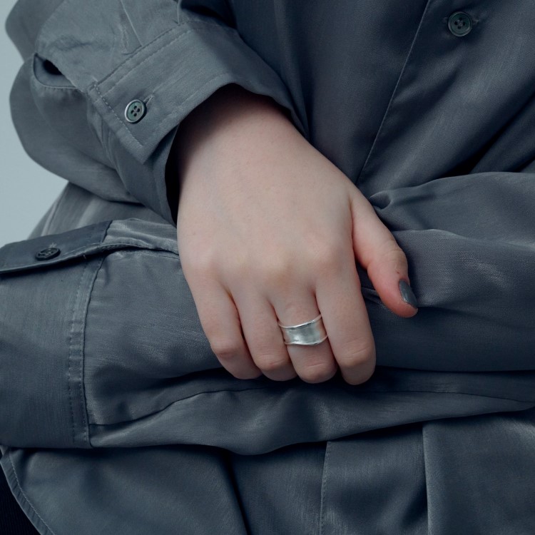 and cloudiAhNEhj̃Vbvj[Xuy݂悭炩Ȉہztb^[ Ov