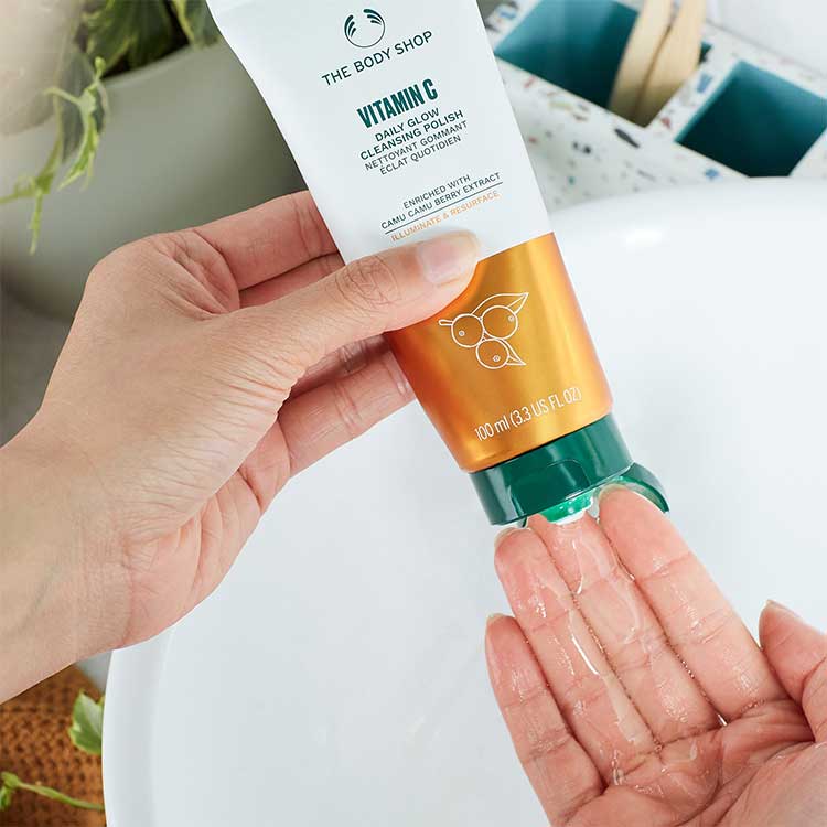 THE BODY SHOP�i�U�{�f�B�V���b�v�j�̃V���b�v�j���[�X�u�Ẵ��C�N���� �����͌Â��p�������H �v