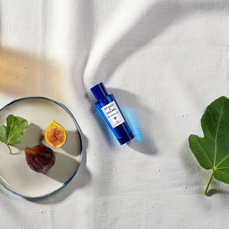 ブルー メディテラネオ マンダリ―ノ オーデトワレ 30mL（香水