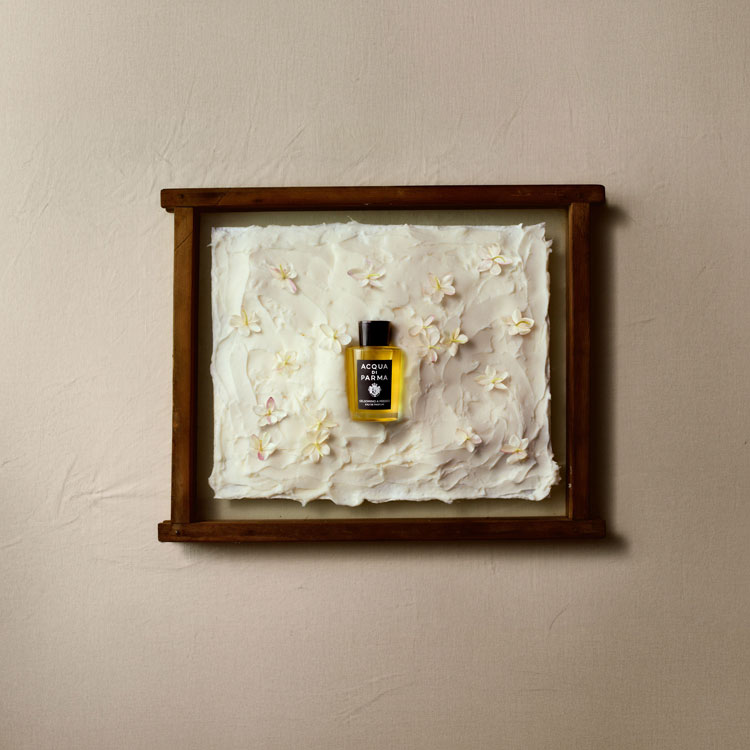 ACQUA DI PARMA�i�A�N�A �f�B �p���}�j�̃V���b�v�j���[�X�u�t�ɂ������߂ȃt���O�����X�̂��Љ�I�v