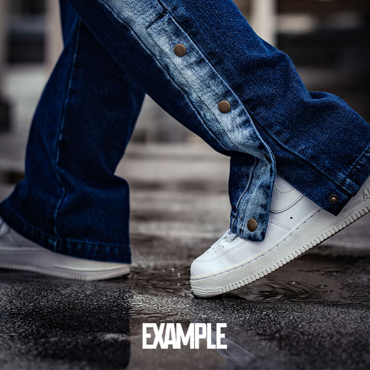 MFC STOREiGGtV[XgA[j̃Vbvj[XuyNEWzEXAMPLE DENIM SIDE BUTTONS PANTS Available Nowv