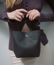 Cassette ChartiJZbg`[gj̃Vbvj[XuyTHE ART OF CARRYING z㎿ZAobOŊGtH[gXX^Cv