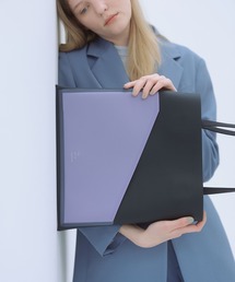 Cassette Chart�i�J�Z�b�g�`���[�g�j�̃V���b�v�j���[�X�u�yTHE ART OF CARRYING�z�t�@�b�V���������p����������A�����g�������o�b�O�v