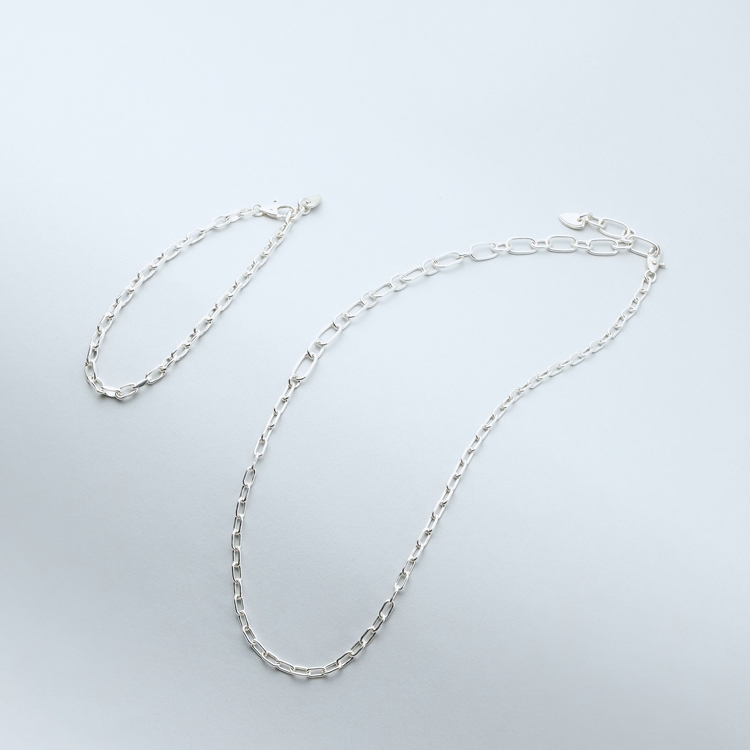 ete ネックレス 「ONLINE Limited」 ネックレス/ブレスレット
