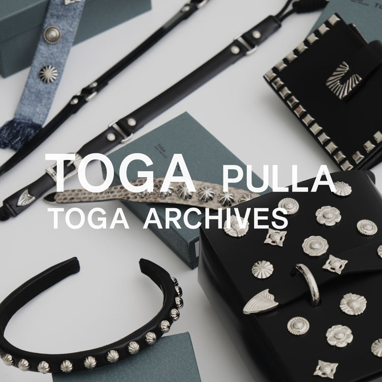 TOGA PULLA/トーガプルラ】Leather phone strap/レザーフォン 