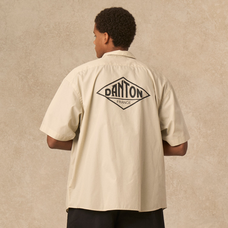 DANTONi_gj̃Vbvj[XuyDANTON SHOPzBACK LOGO SHORT SLEEVE WORK SHIRTv
