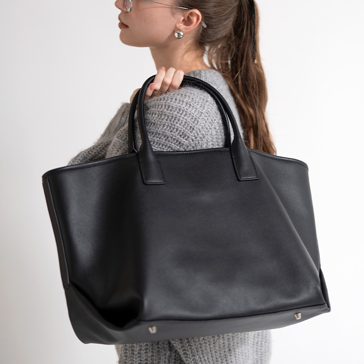 HAYNI�i�w�C�j�j�̃V���b�v�j���[�X�u�yHAYNI (�w�C�j)�z���l�̕��͋C��Â��Ɉ������Ă�A�{�v�����̏����Ȕ������B�v