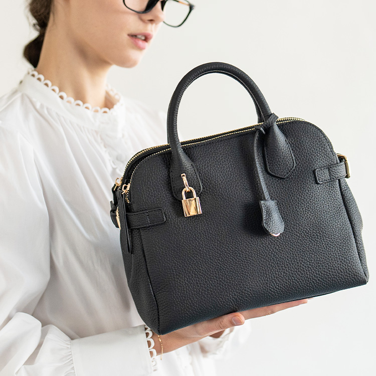 HAYNI�i�w�C�j�j�̃V���b�v�j���[�X�u�yHAYNI (�w�C�j)�z���ƁE���w�V�[�Y���ɑI�т����A������ƃo�b�O�v