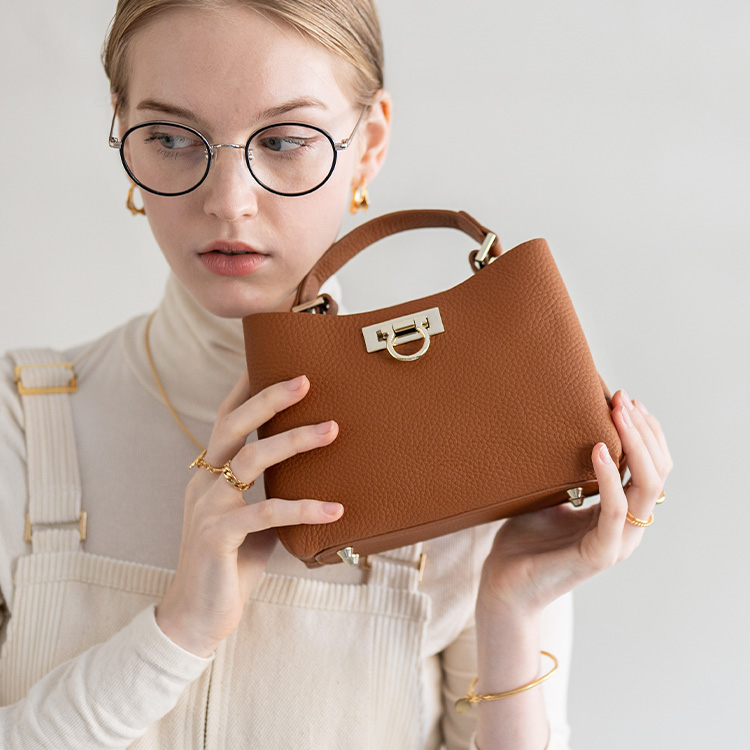 HAYNI�i�w�C�j�j�̃V���b�v�j���[�X�u�yHAYNI (�w�C�j)�z�t�̂��o�����ɁA�y�₩�ȃA�N�Z���g���v