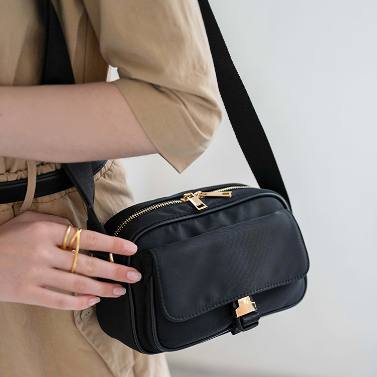 HAYNI�i�w�C�j�j�̃V���b�v�j���[�X�u�yHAYNI (�w�C�j)�z�t�̂��o�����ɂ҂�����Ȍy�₩�o�b�O�B�v