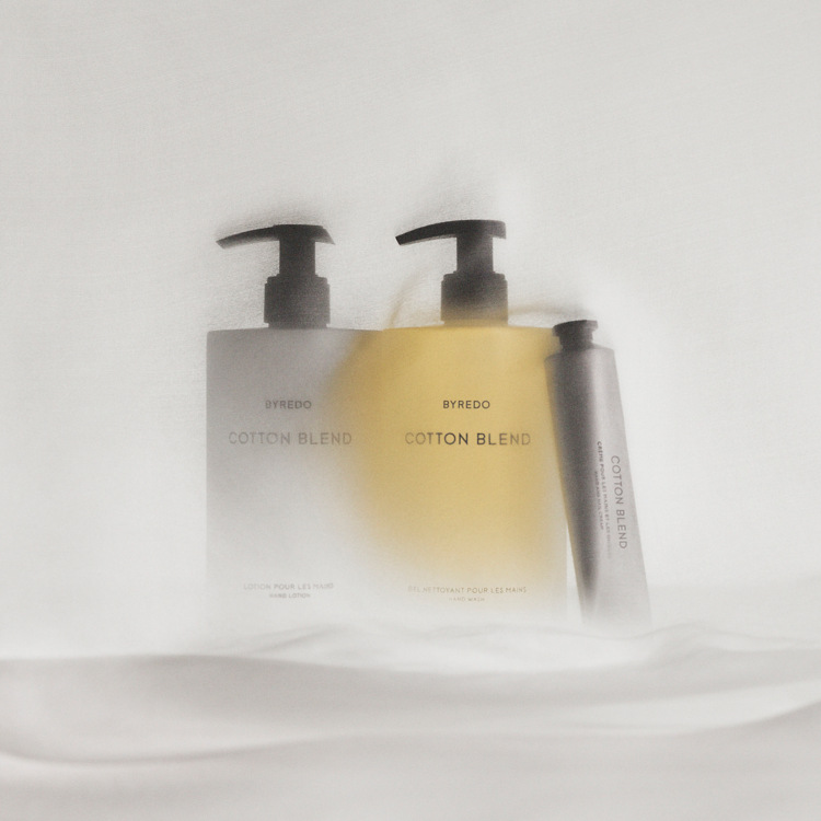BYREDO�i�o�C���[�h�j�̃V���b�v�j���[�X�u�V��u�R�b�g�� �u�����h�v�n���h�P�A���o��v