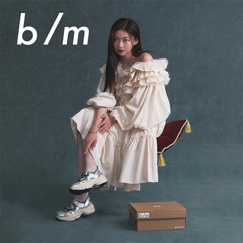 MoonStar�i���[���X�^�[�j�̃V���b�v�j���[�X�u�y b/m �z�T�X�e�B�i�u���ȃX�j�[�J�[�v