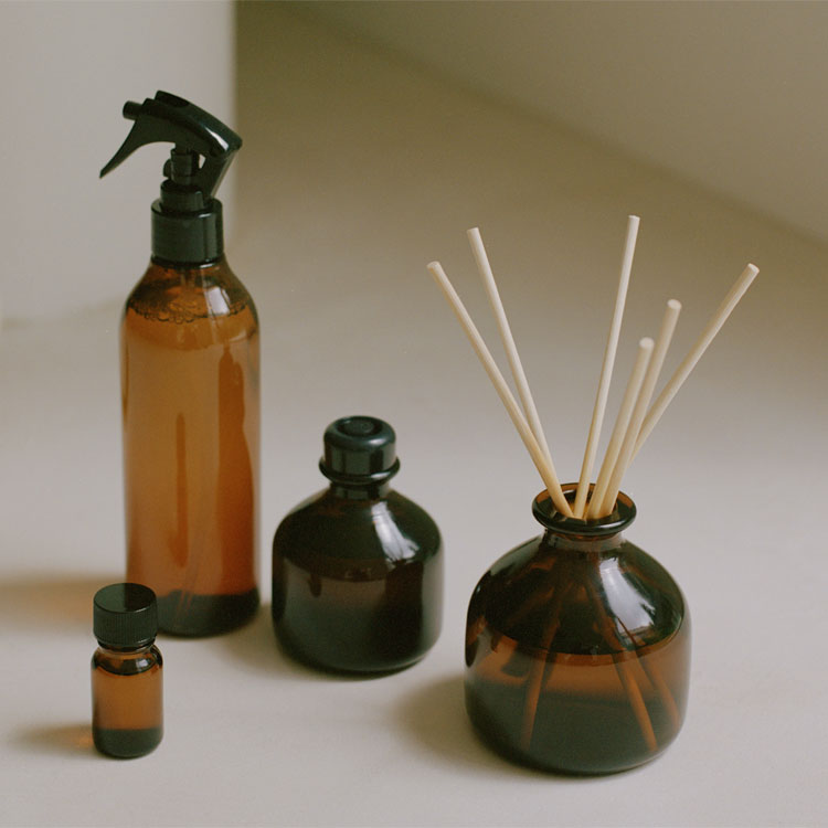 エッセンシャルオイル ラベンダー 30mL（ルームフレグランス/お香