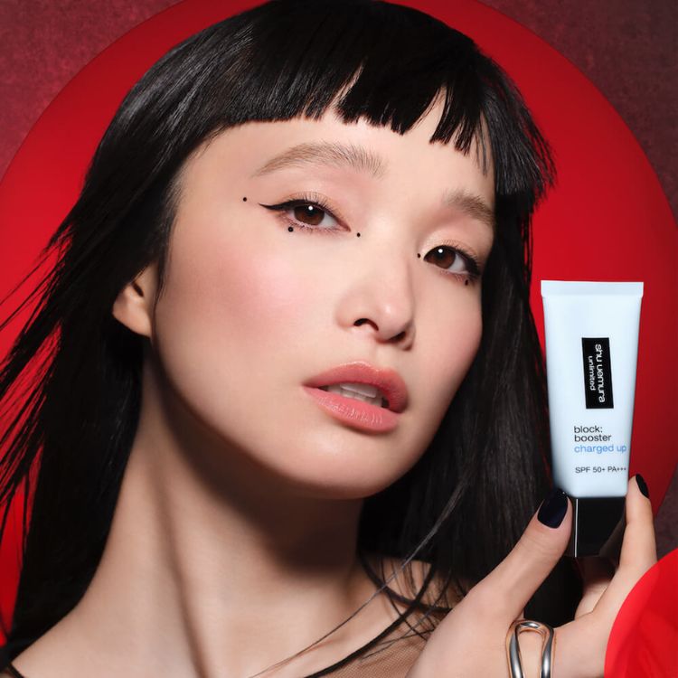 shu uemura�i�V���E �E�G�����j�̃V���b�v�j���[�X�u���C�N�A�b�v�̊����x���ɂ߂�S�����p�[�t�F�N�V�����v���C�}�[���V�o��B�S�n�悢����c������Z���悤�ɏu���ɍ������B�v